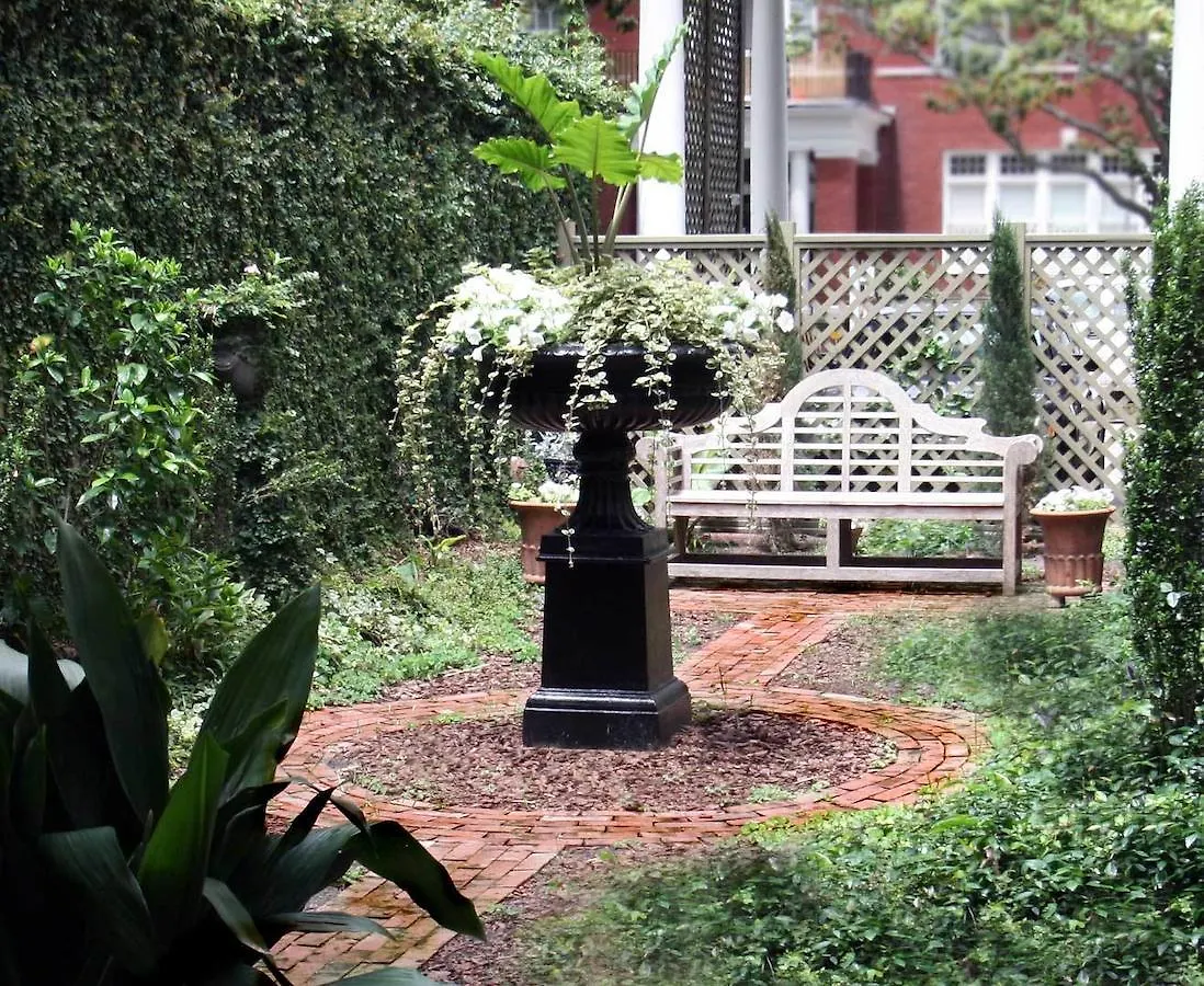 **  Galloway House Inn Саванна США