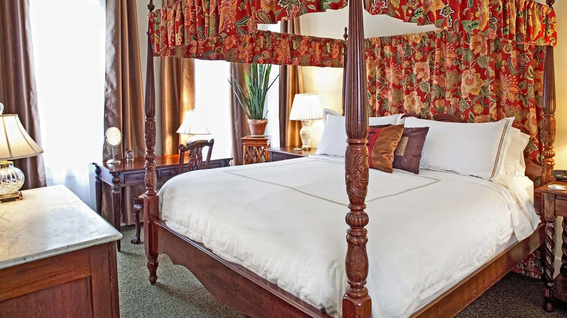 **  Galloway House Inn Саванна США